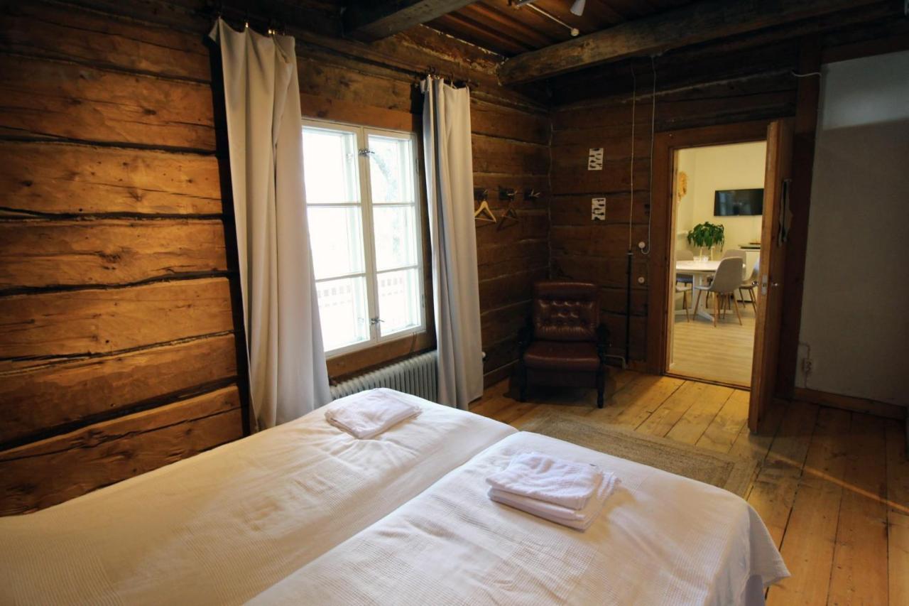 Отель Lauri Historical Log House Manor Рованиеми Экстерьер фото